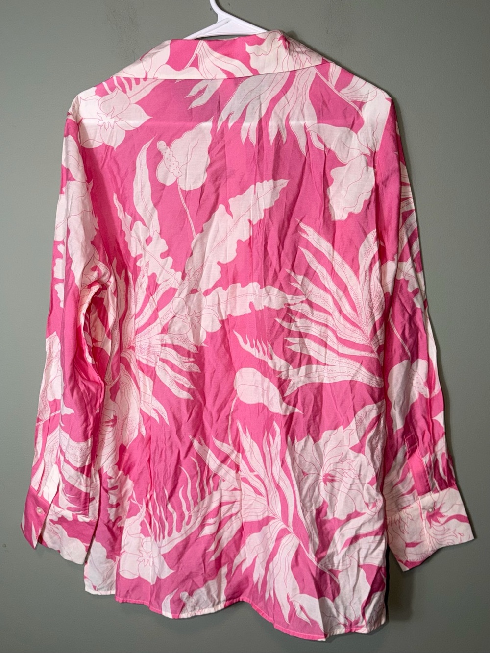 H&M Women’s Pink and White Floral Button-Up Shirt NWT Small - Picture 4 of 4